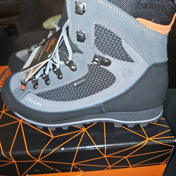 CRISPI GORE-TEX Womans Gray and Black Waterproof Boots BRAND NEW - Picture 4 of 13